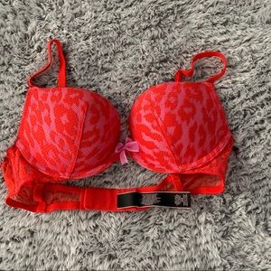 victoria’s secret push-up bra